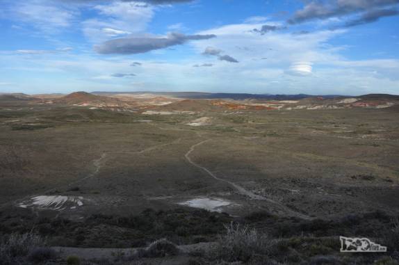 Região semi-desértica onde está a Cueva de Las Manos, a leste da ruta 40, na patagõnia argentina